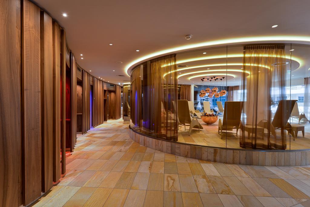 Trofana Royal 5 Hotel Ischgl Exterior photo